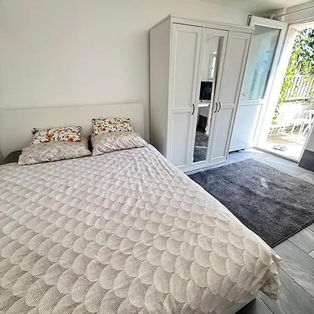 Nice Studio Épinay-sur-Seine